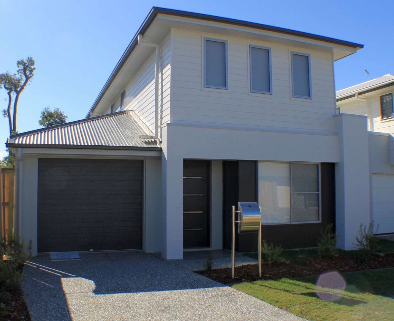 4 bedrooms House in 4 Palmerston Place COOMERA QLD, 4209