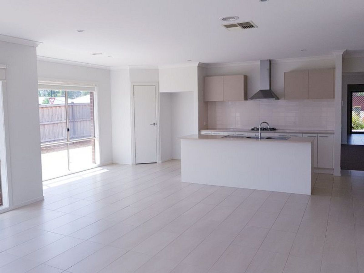 10 Merlin View, Doreen VIC 3754 - House For Rent | Domain