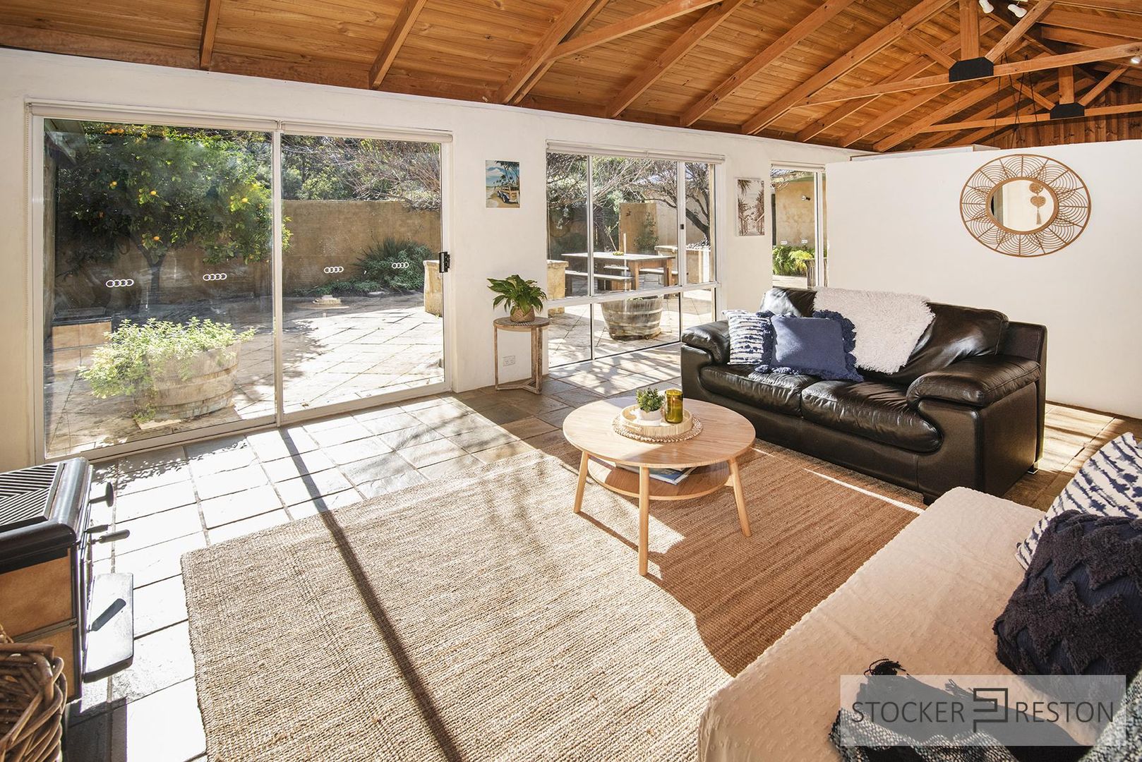 2 Karri Loop, Margaret River WA 6285 Domain