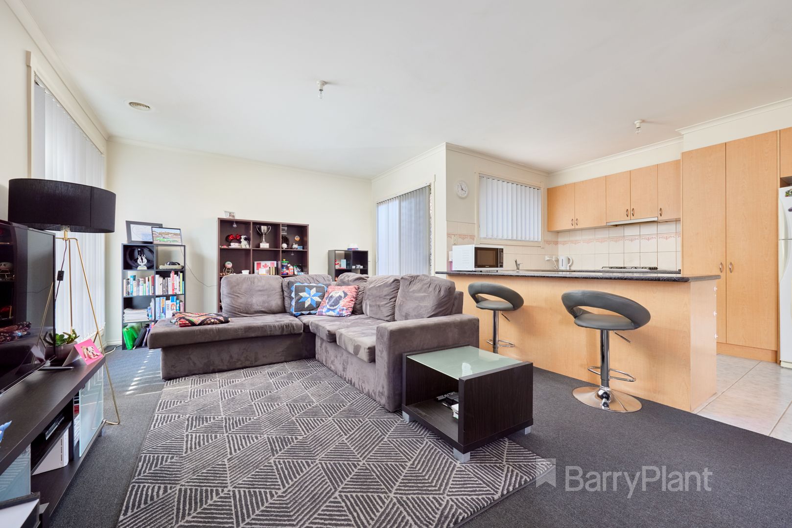 2/85-87 Frawley Road, Hallam VIC 3803, Image 2