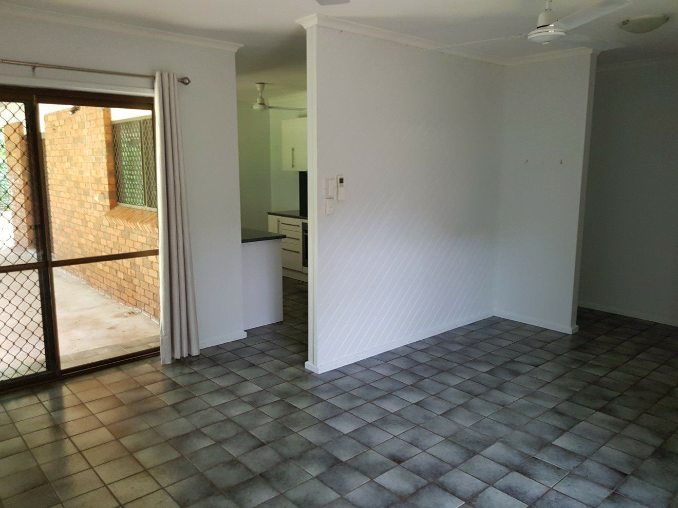 7 Finniss Place, Katherine NT 0850, Image 2