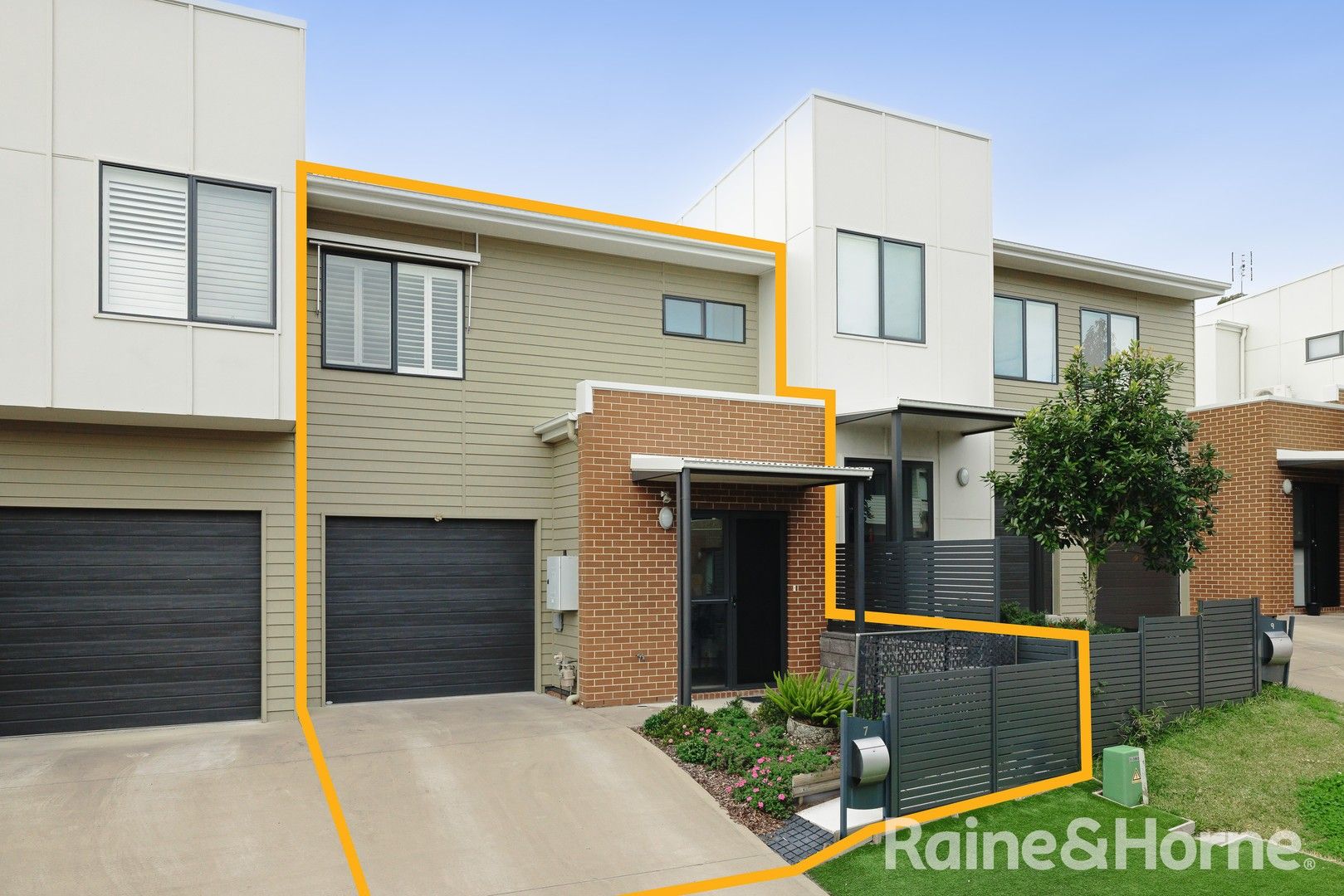 3 bedrooms House in 7 Ryhope Street MOUNT HUTTON NSW, 2290