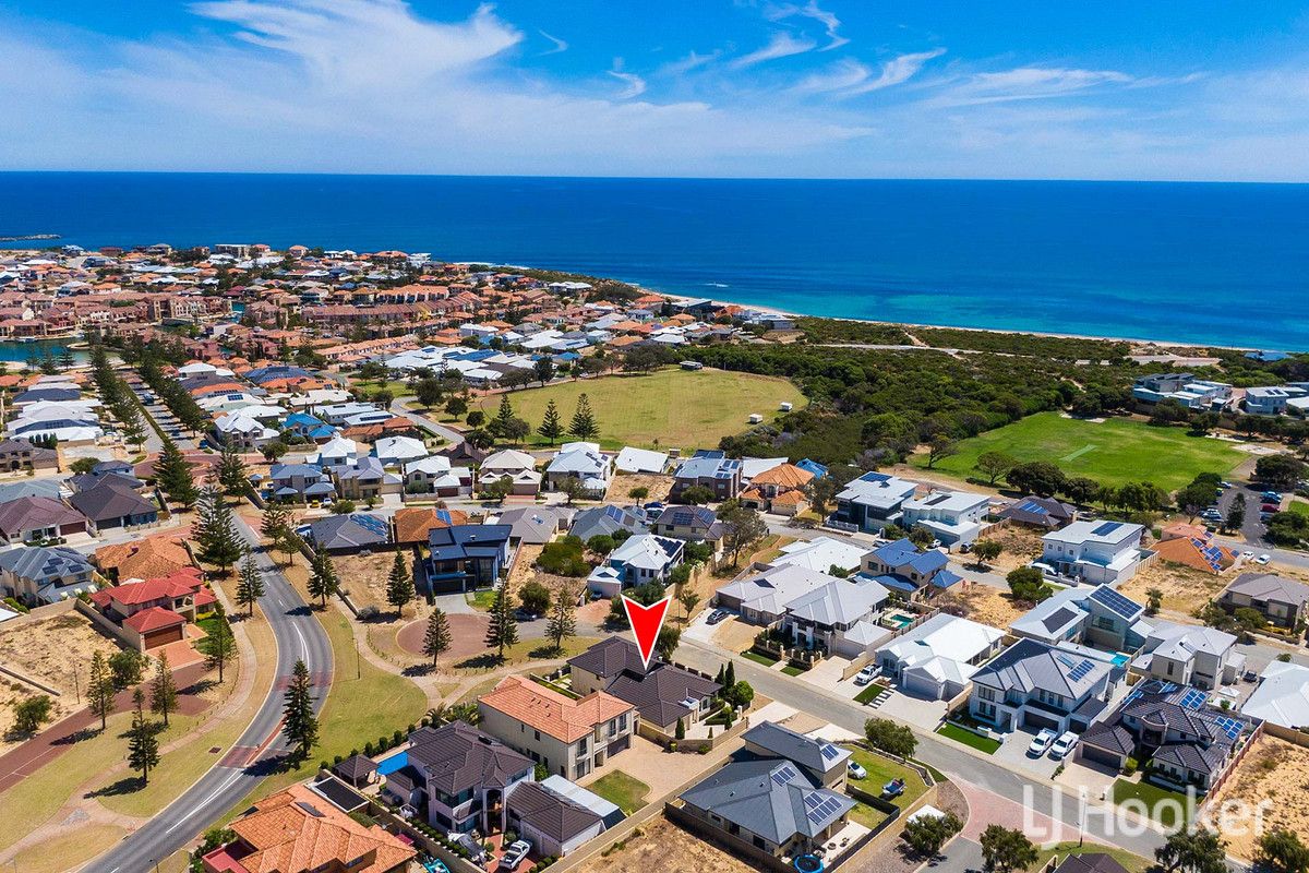 13 Seaview Place, Wannanup WA 6210, Image 0