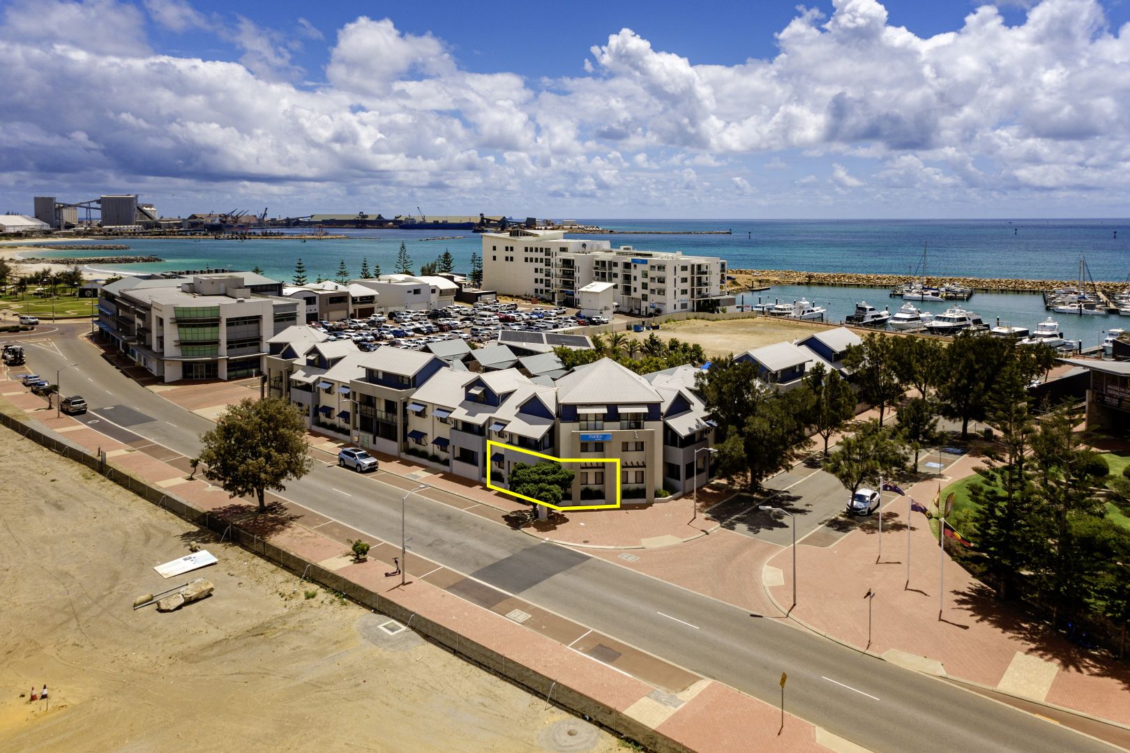 6/1 Museum Place, Geraldton WA 6530, Image 2