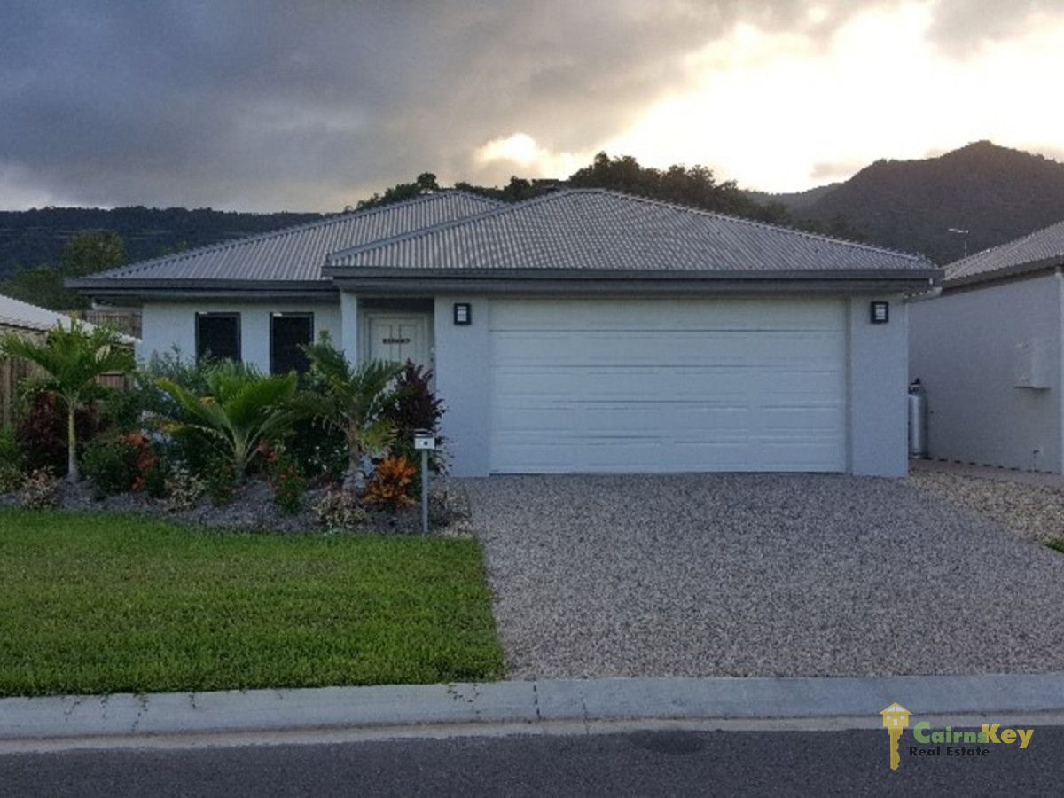4 bedrooms House in 38 Singleton Close SMITHFIELD QLD, 4878