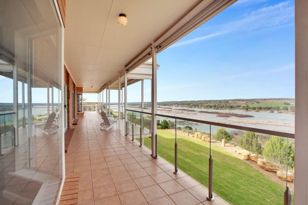 8 Crawford Crescent, Mannum SA 5238, Image 2