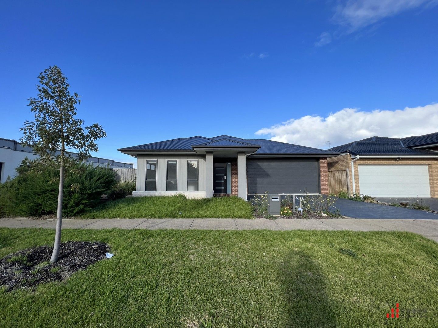 4 bedrooms House in 27 Rivington Rd POINT COOK VIC, 3030
