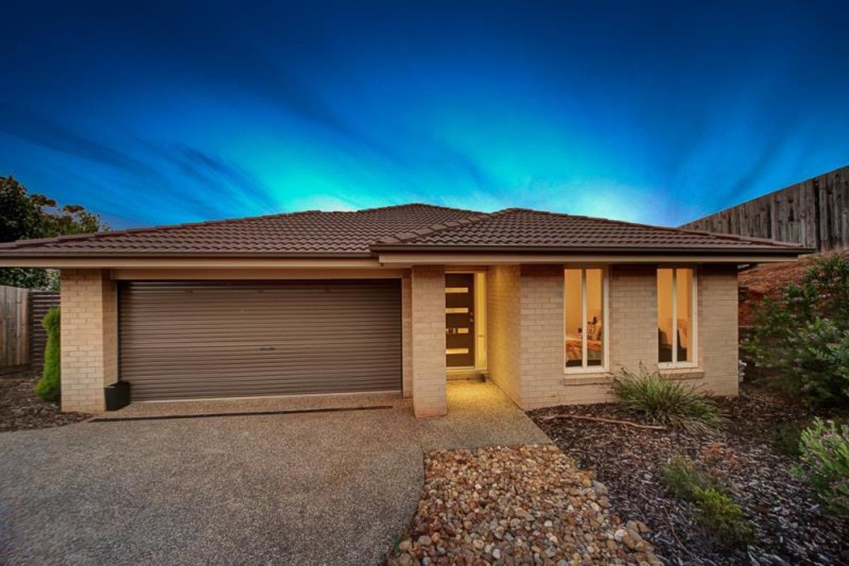 13 mathew court drouin