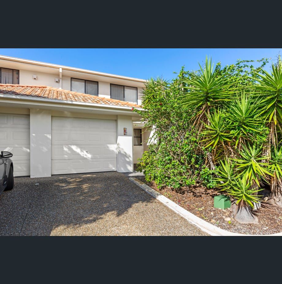 1102/2 Gentian Drive, Arundel QLD 4214, Image 2