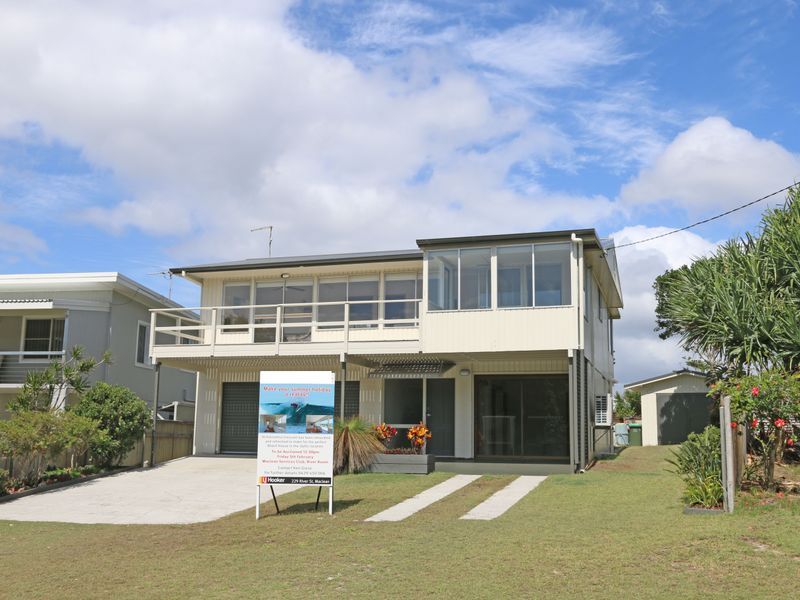 10 Poinsettia Crescent, Brooms Head NSW 2463, Image 0