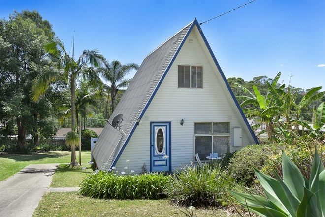 Picture of 72 Tallwood Avenue, MOLLYMOOK NSW 2539