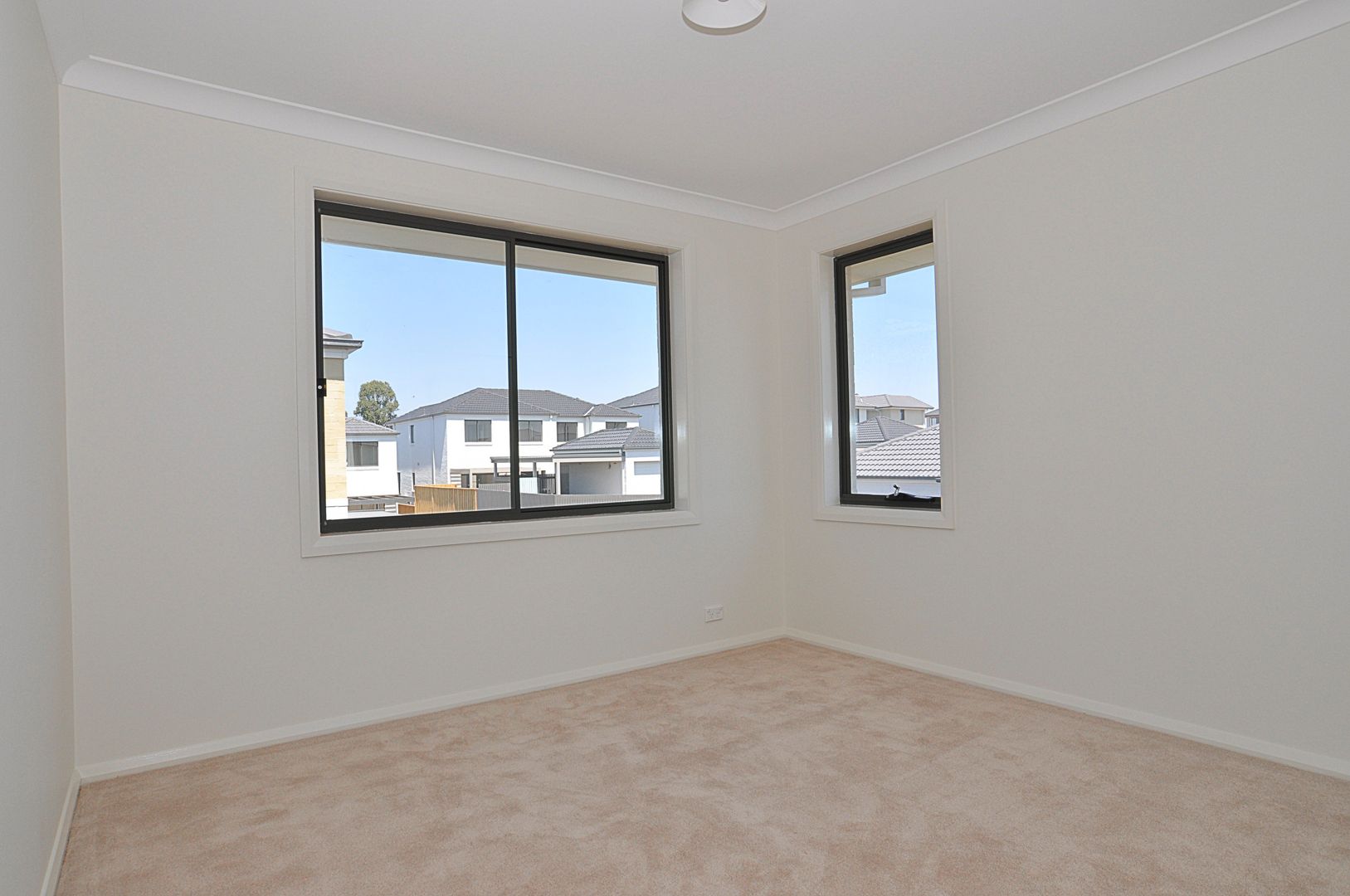 7 Hartfield Street, Stanhope Gardens NSW 2768 House For Rent 750 Domain