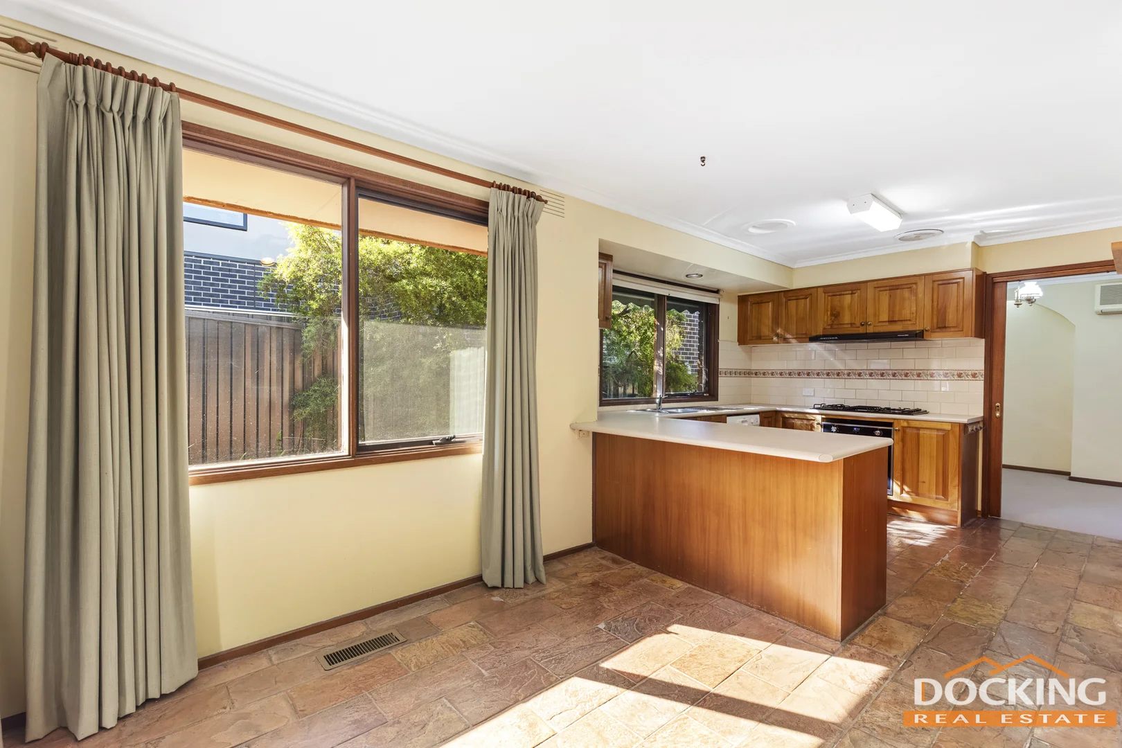 Additional image 3 of 42 Halls Parade, Vermont VIC 3133