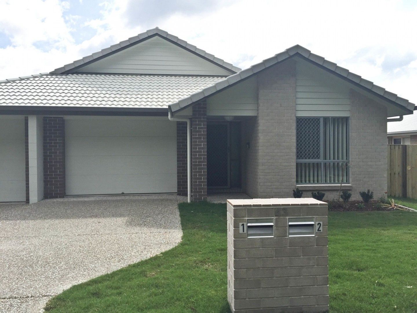 3 bedrooms Duplex in 1/43 Paradise Rd BURPENGARY QLD, 4505