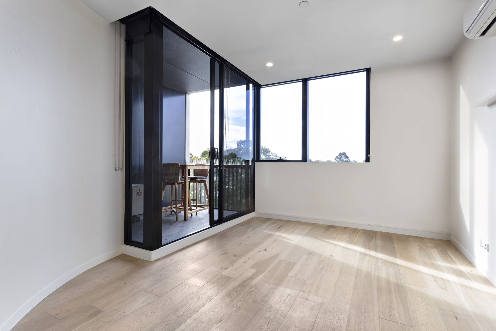 512/347 Camberwell Road, Camberwell VIC 3124, Image 2