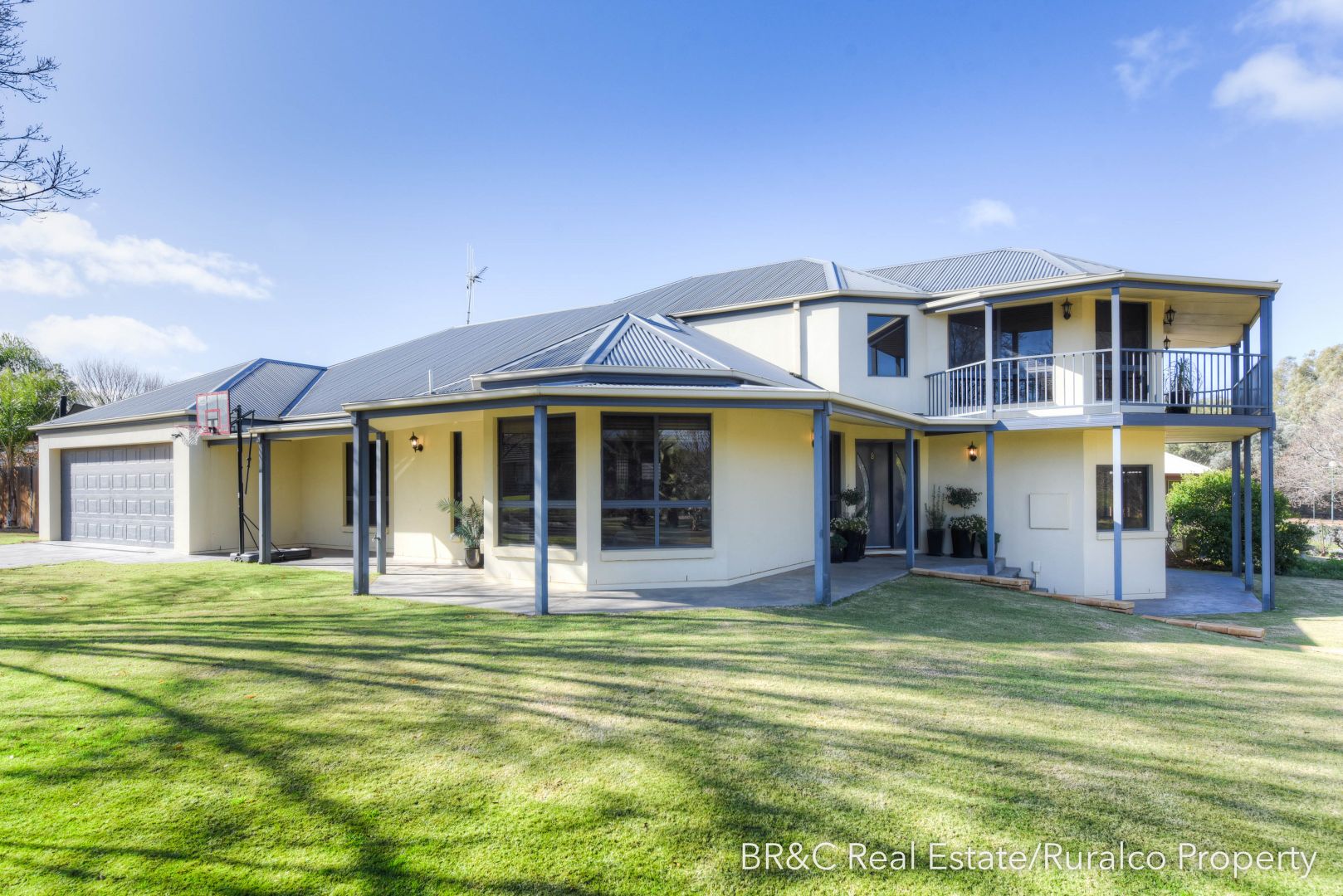 8 Goldfinch Court, Murray Downs NSW 2734
