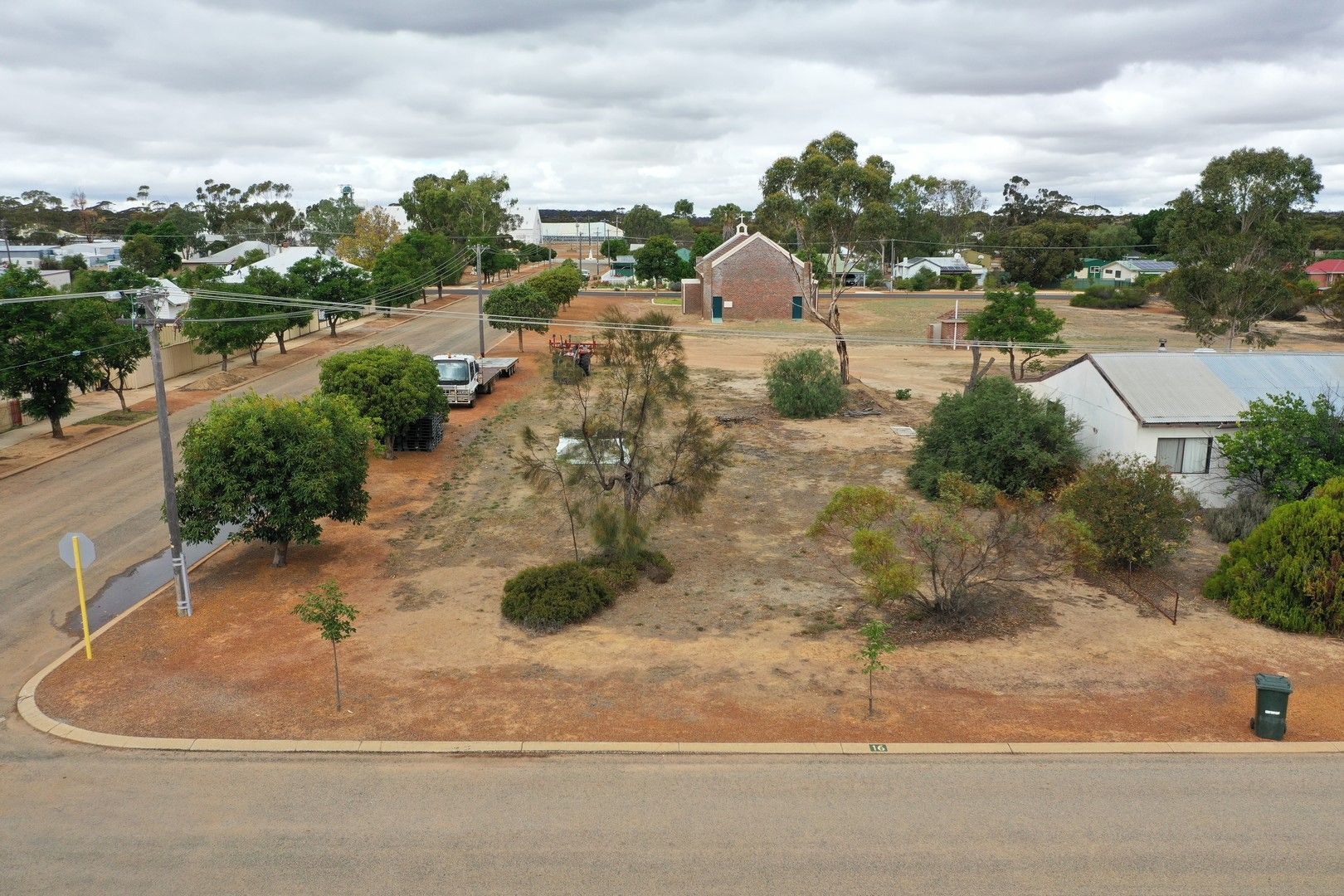 16 BATH STREET, Kukerin WA 6352, Image 0