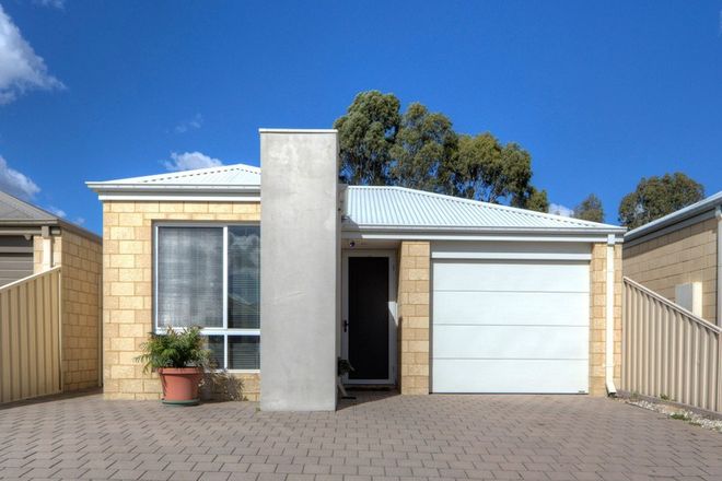 Picture of 40 Sessilis Crescent, WATTLE GROVE WA 6107