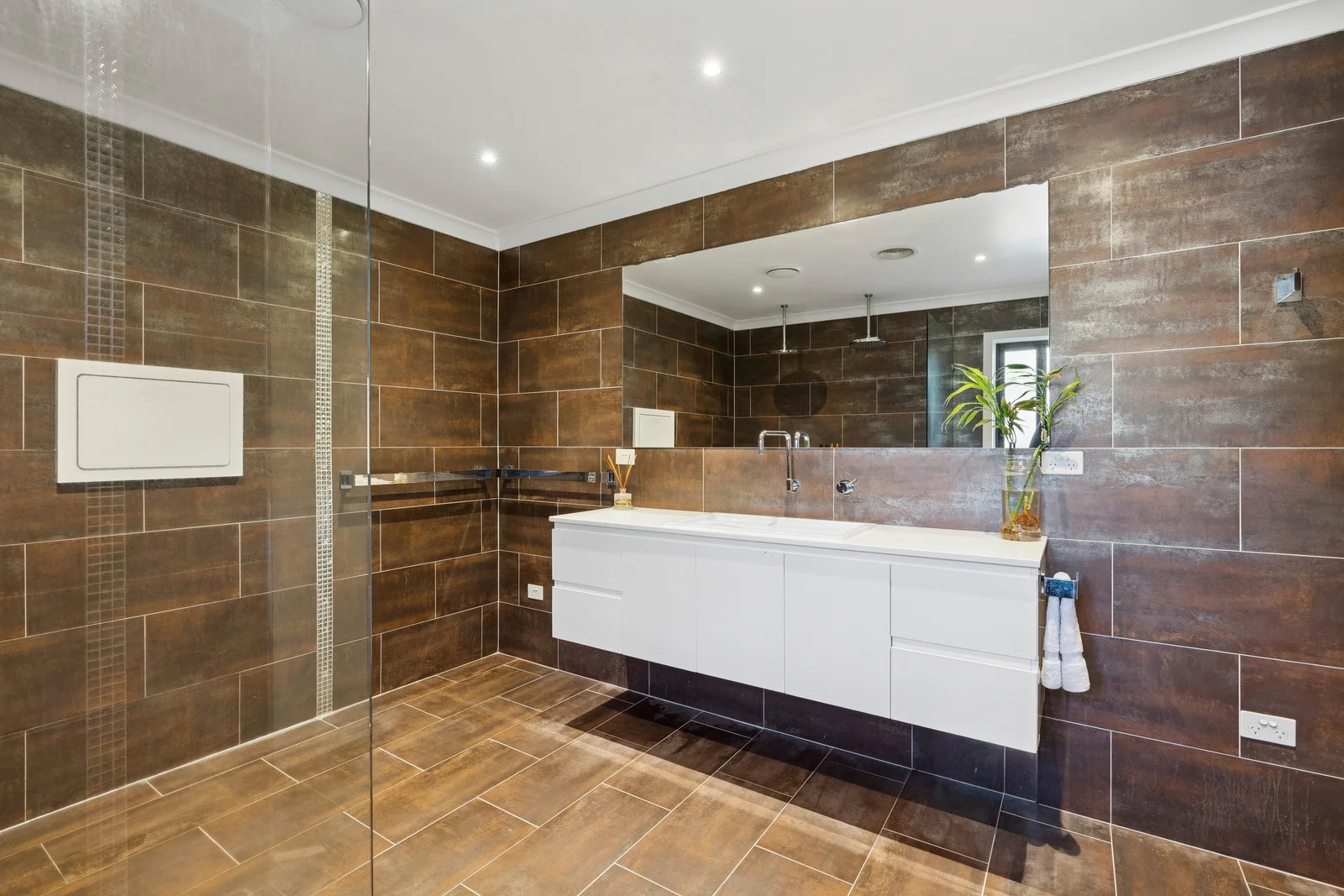 Additional image 15 of 17 Buckley Circuit, Kambah ACT 2902