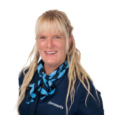 Lee-Anne Burrows, Property manager