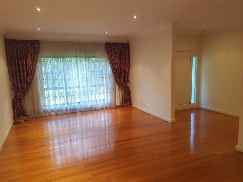 4 bedrooms Semi-Detached in 1 Dainton Avenue ST IVES NSW, 2075