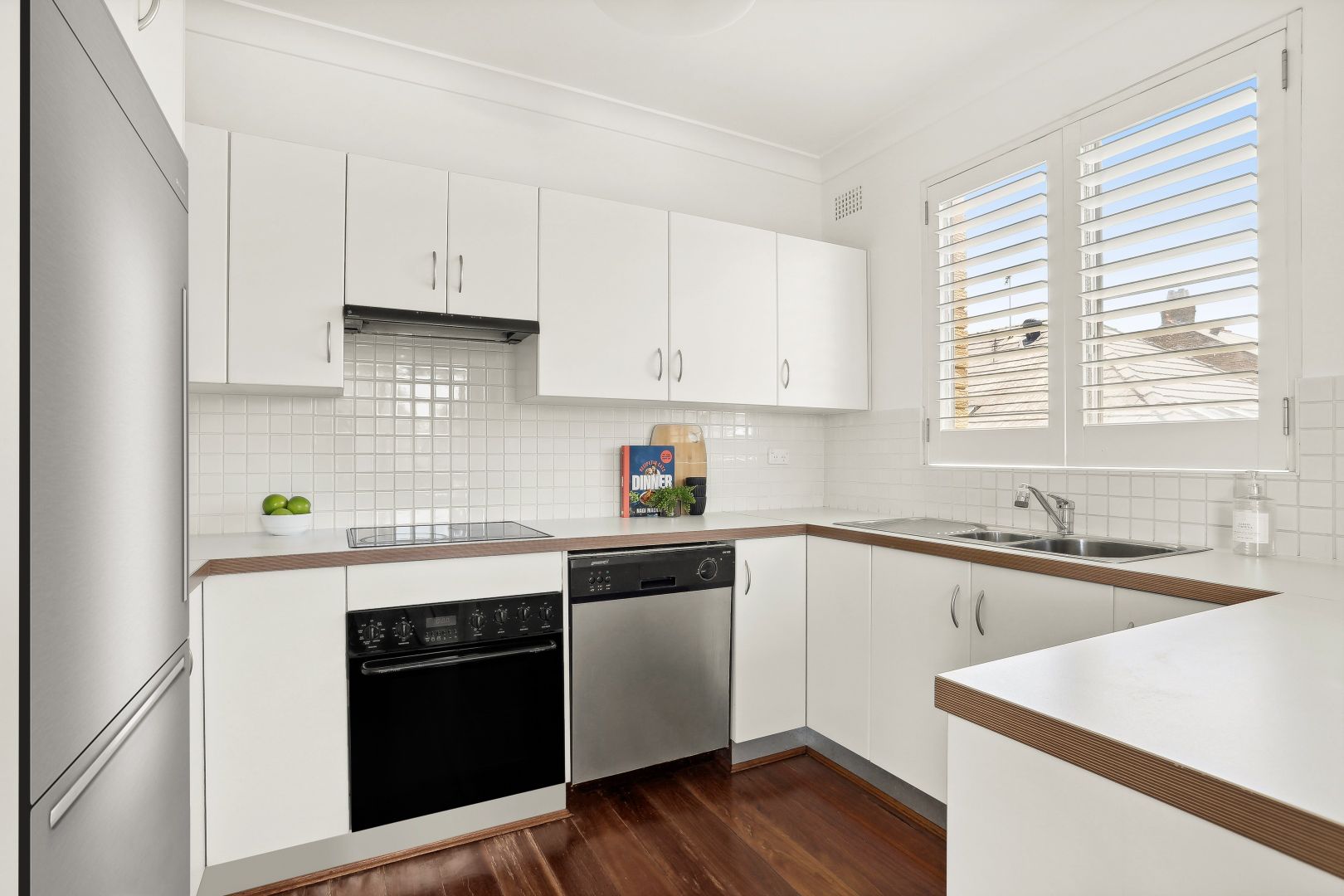 4/27 York Road, Bondi Junction NSW 2022, Image 2