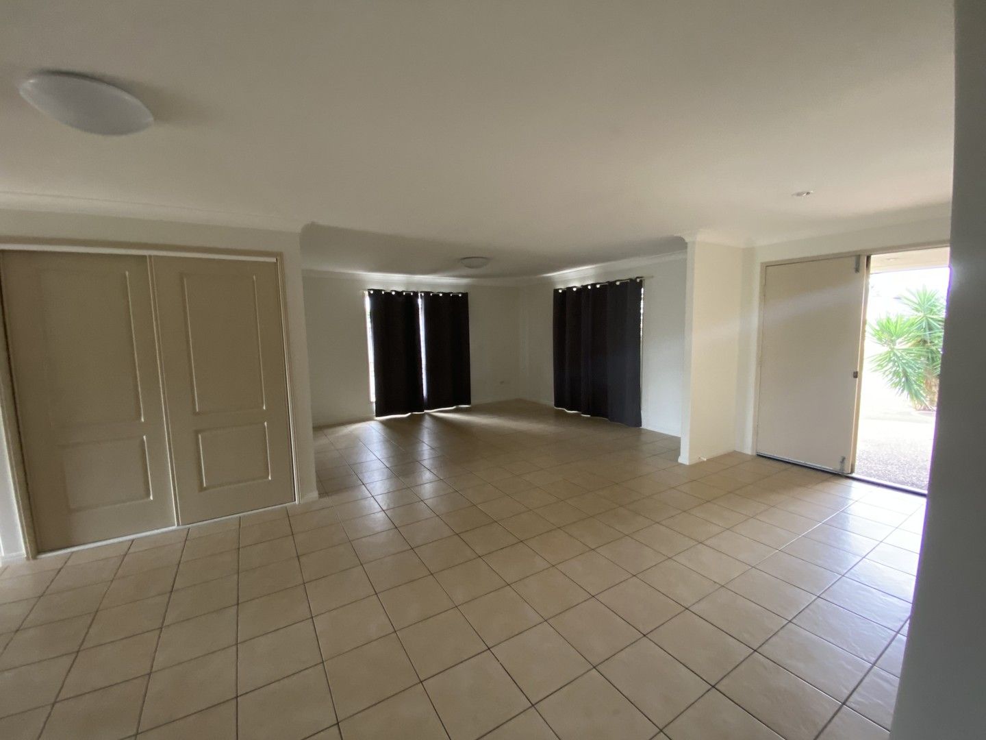 4 bedrooms House in 3 Isabel Court GRACEMERE QLD, 4702