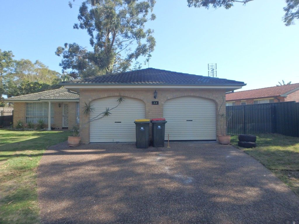 24 Elwin Road, Raymond Terrace NSW 2324