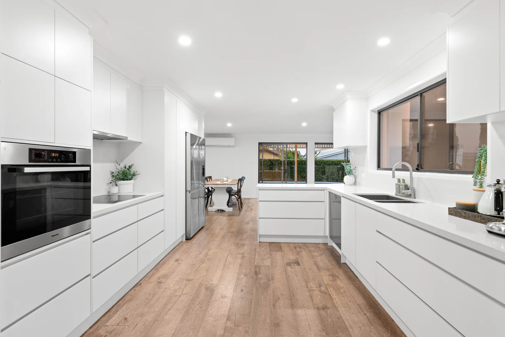 Additional image 8 of 11 Dunbarton Avenue, Sorrento QLD 4217