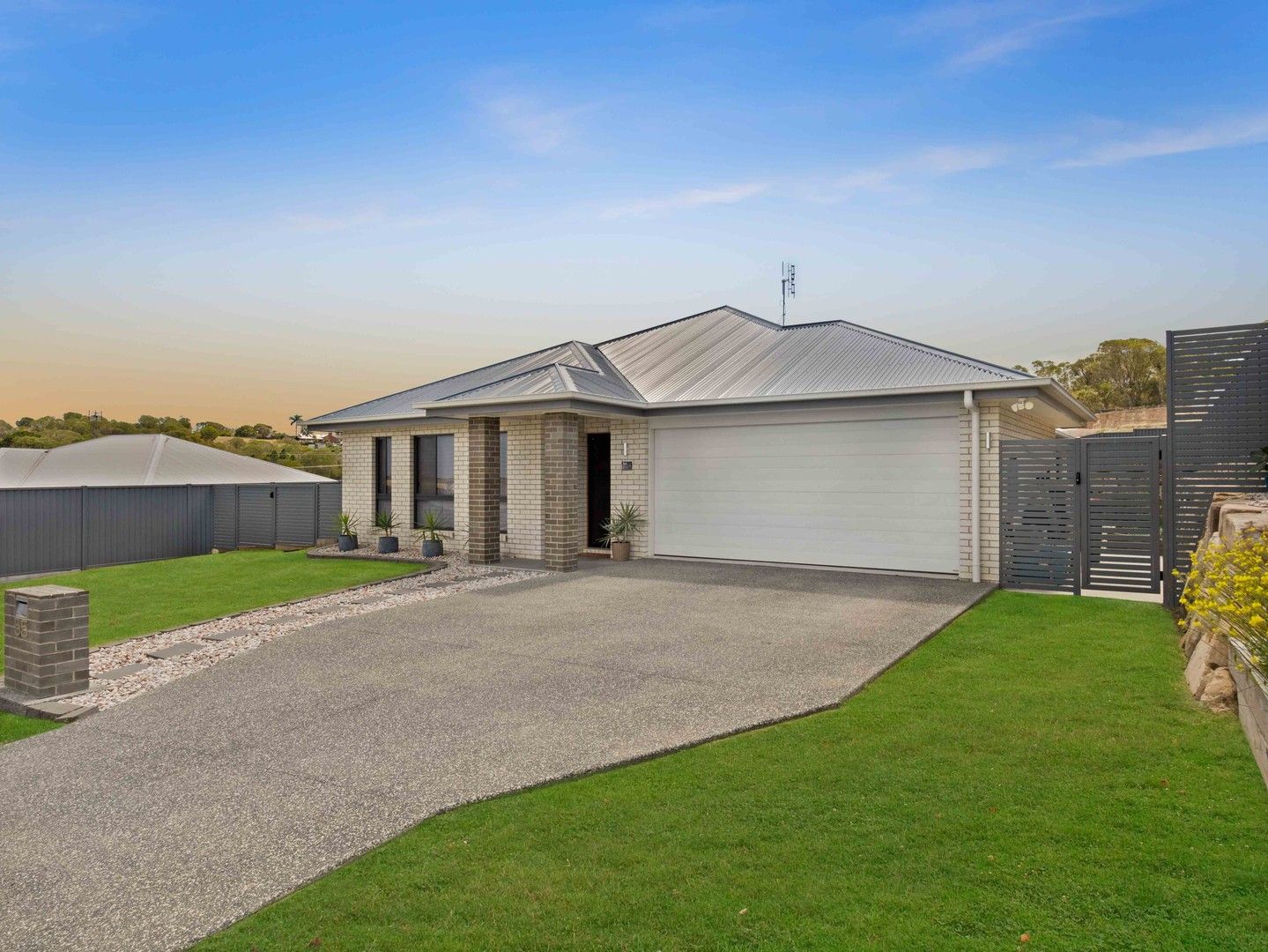 55 Peppermint Circuit, Nikenbah QLD 4655, Image 0