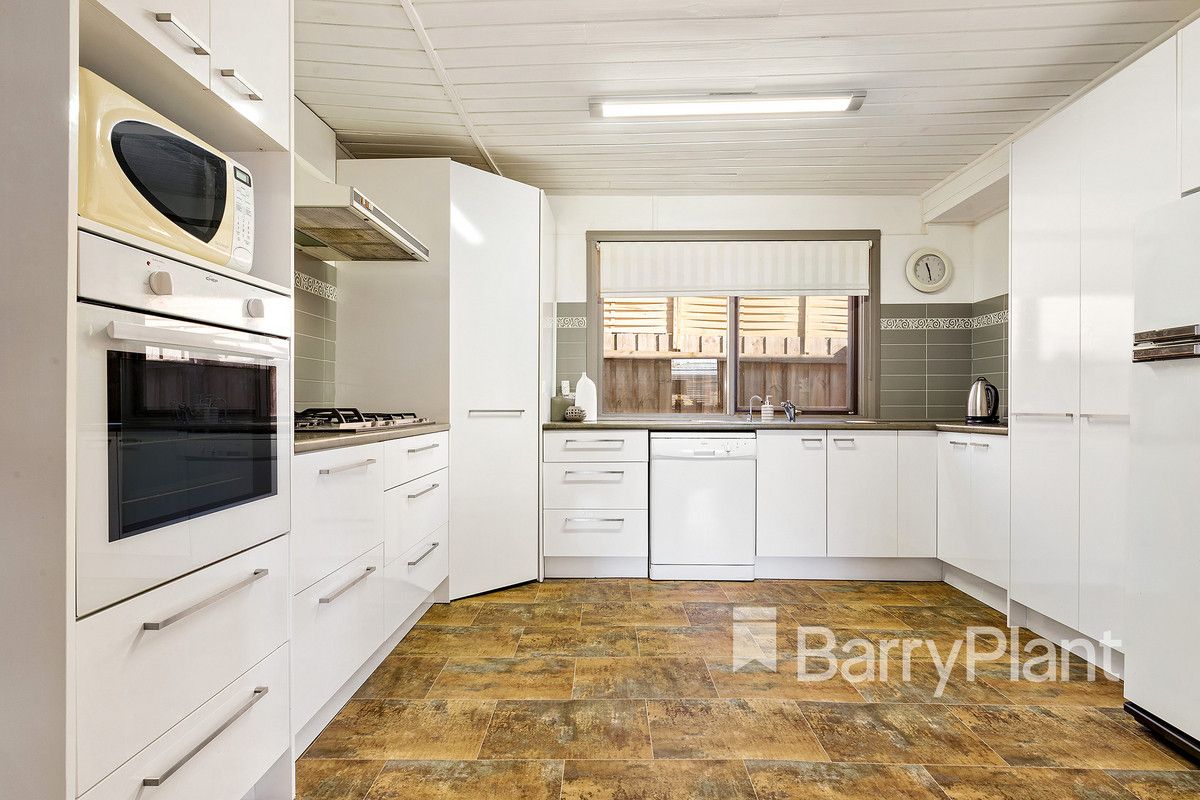 3 Braidwood Avenue, Rosebud VIC 3939, Image 2