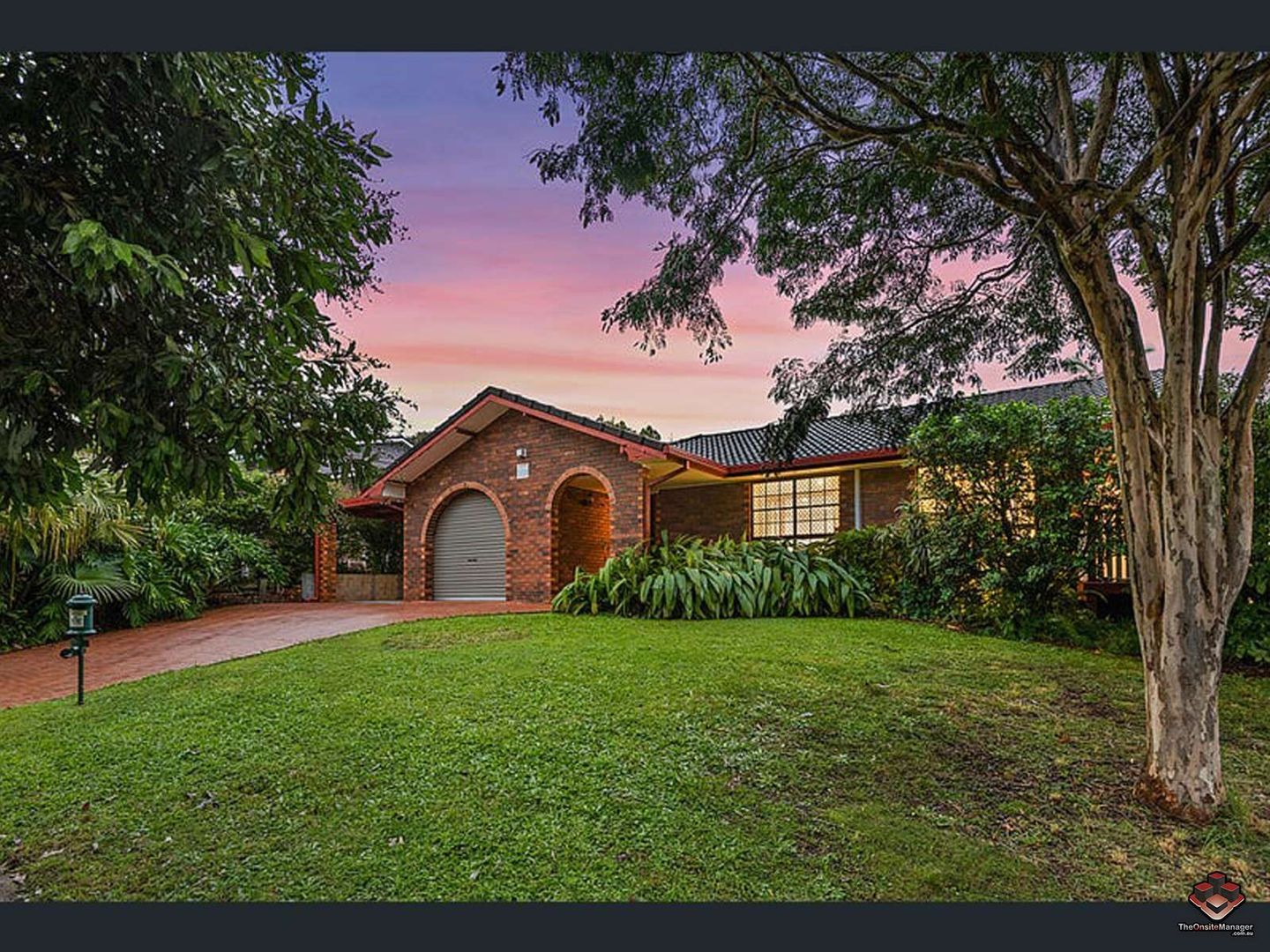 9 Cranberry Street, Eight Mile Plains Property History & Address