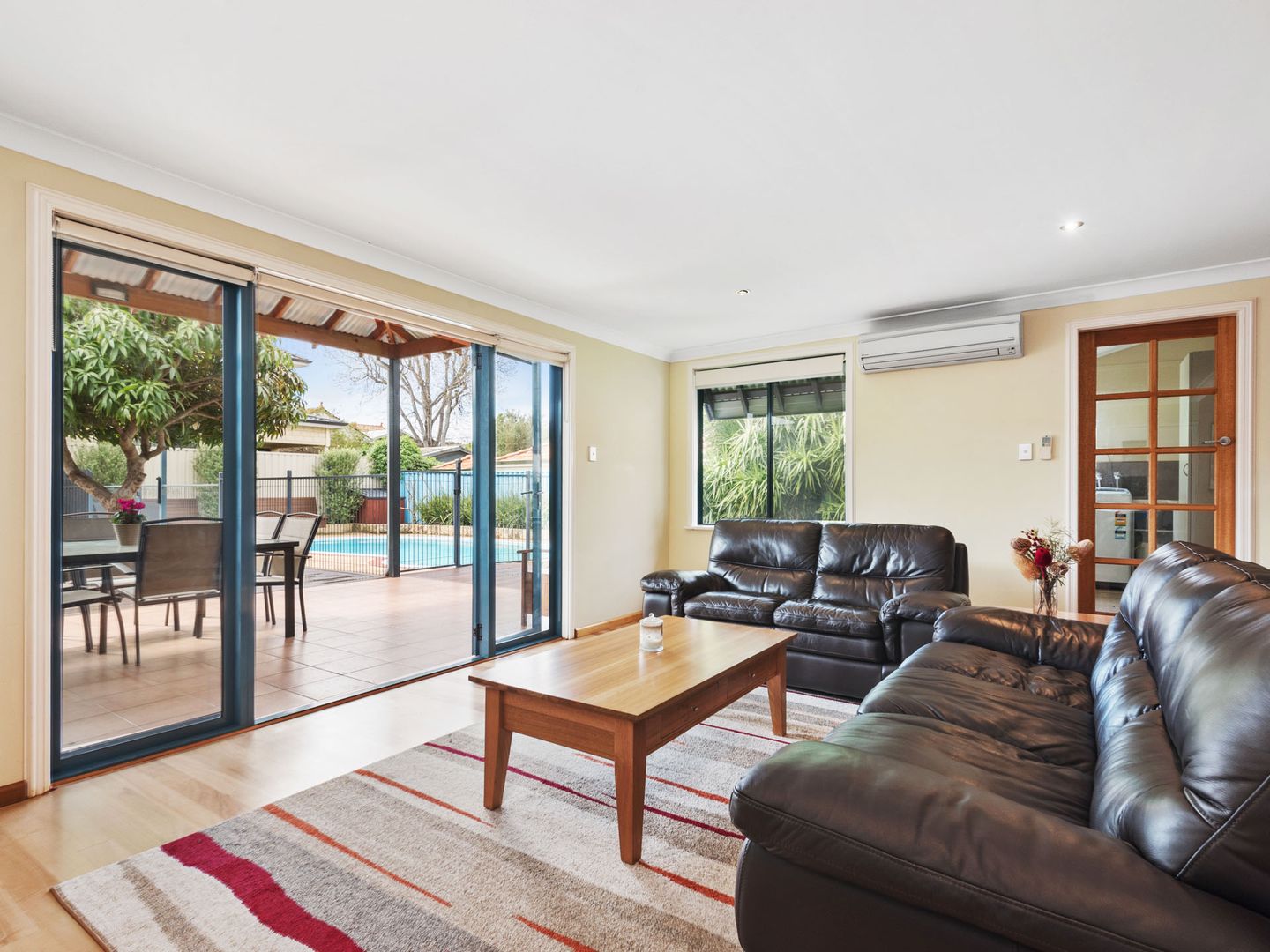 8 Dodds Place, Innaloo WA 6018, Image 2