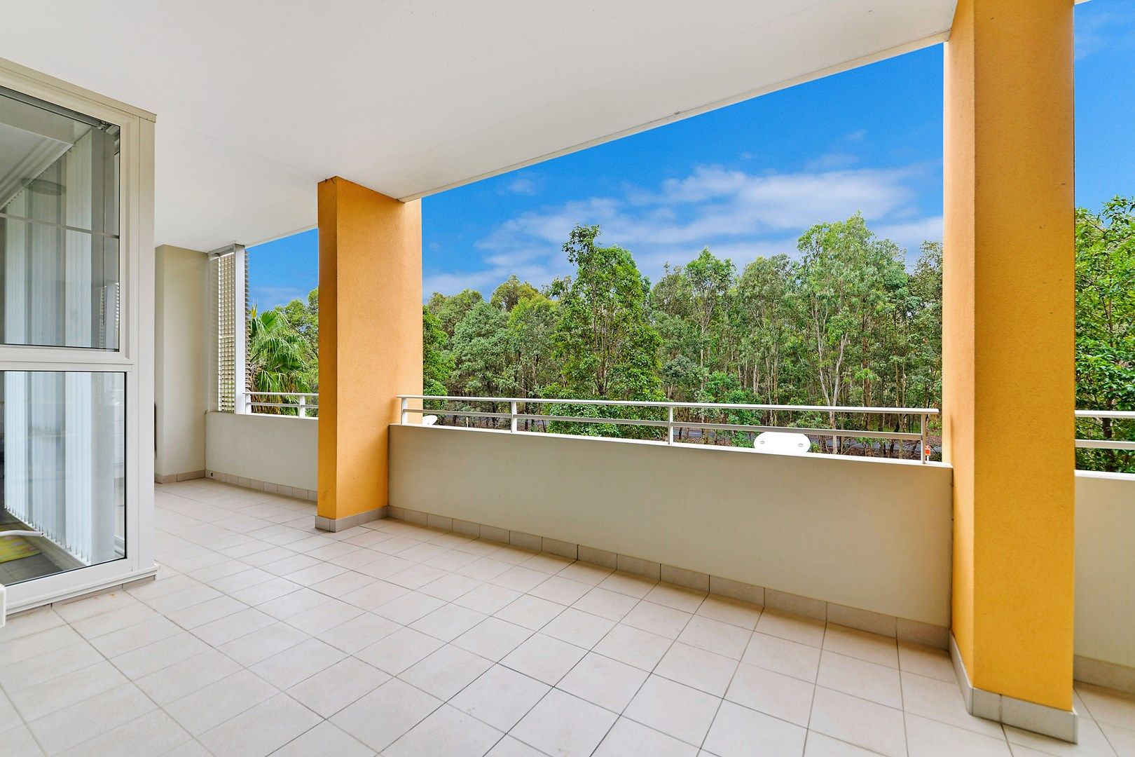 2**/33 Hill Road, Wentworth Point NSW 2127, Image 0