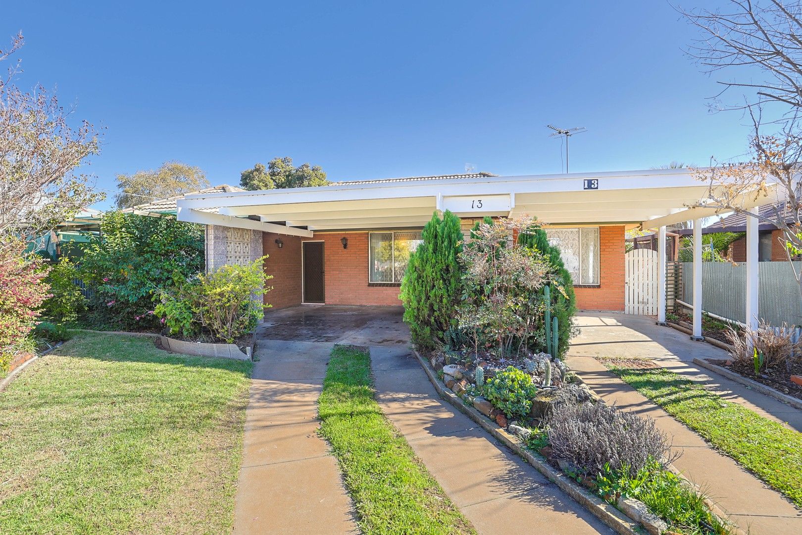 3 bedrooms House in 13 Logan Avenue MILDURA VIC, 3500