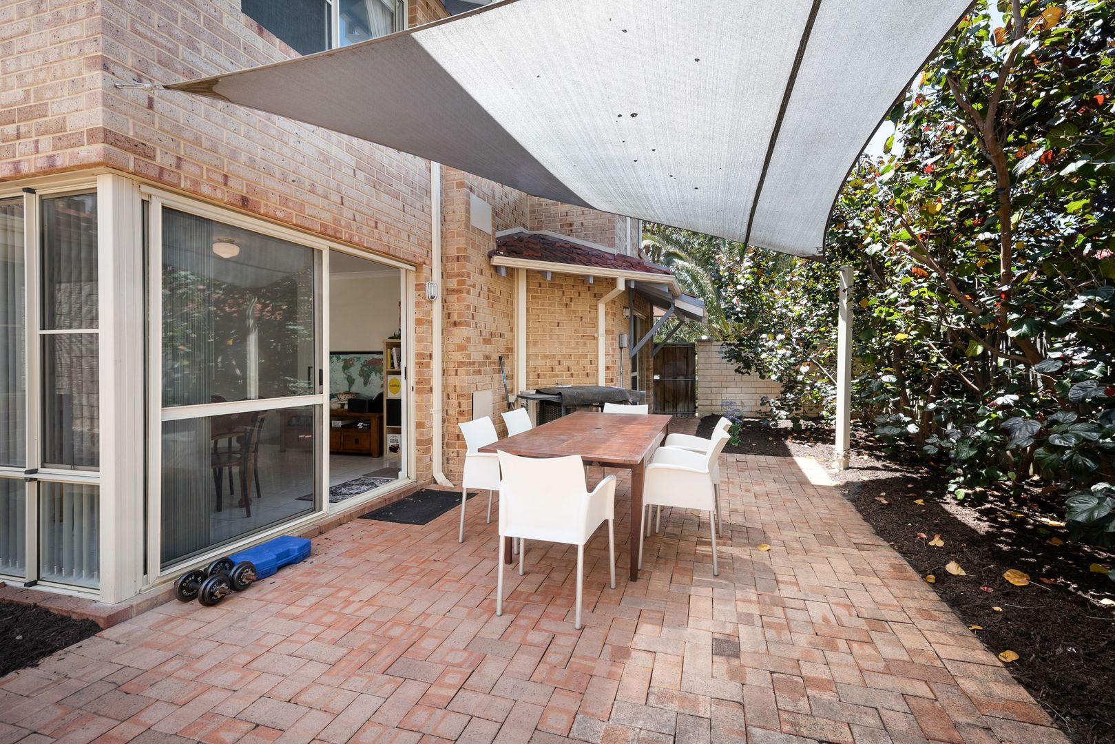 Sold House 2, 39 Boreham Street, Cottesloe WA 6011 on 10 May 2023