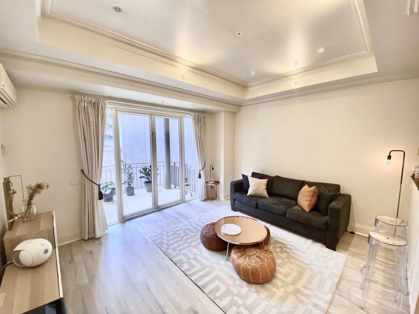 1 bedrooms Apartment / Unit / Flat in 409/400 St Kilda Rd MELBOURNE VIC, 3004