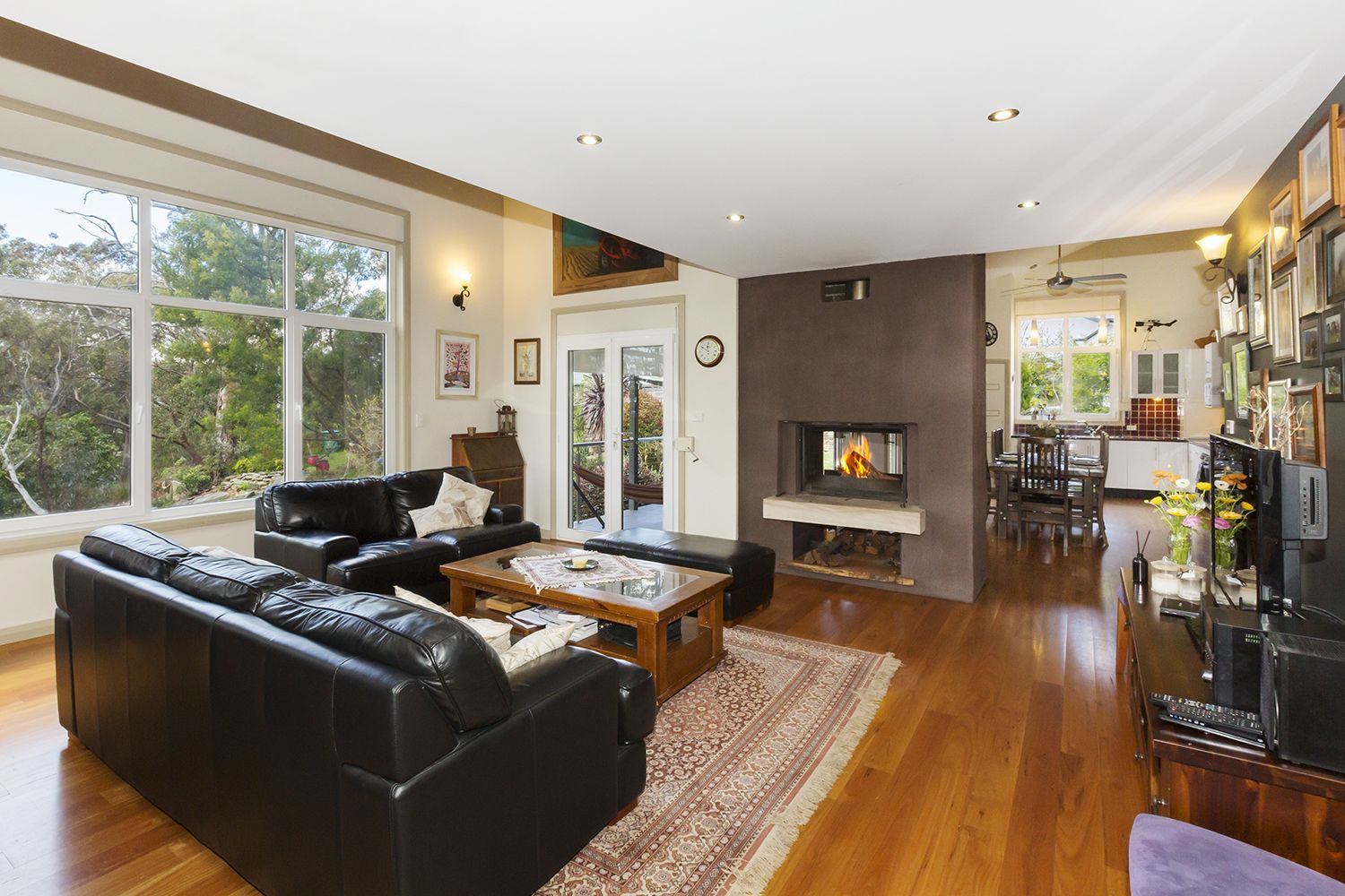 35a St Georges Crescent, Faulconbridge NSW 2776, Image 2