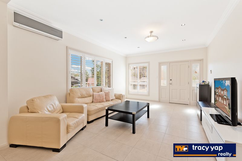 27A Honiton Avenue, CARLINGFORD NSW 2118, Image 1