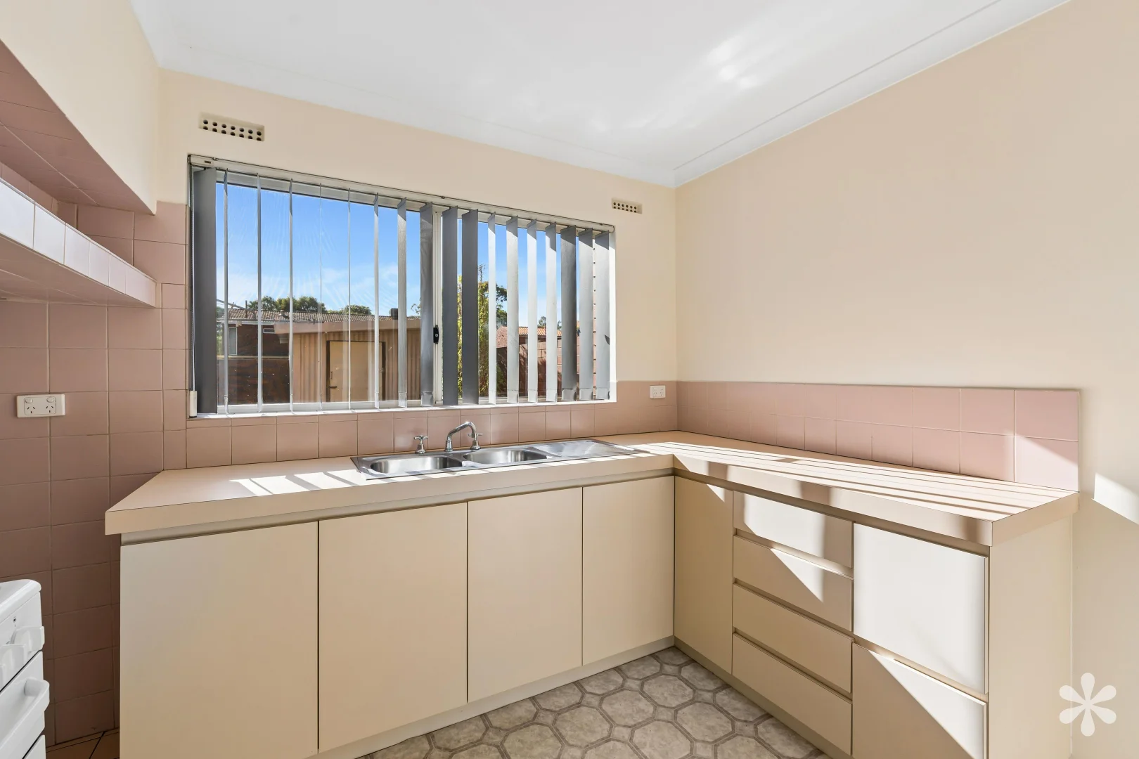 Additional image 6 of 13 Melinga Court, Karawara WA 6152