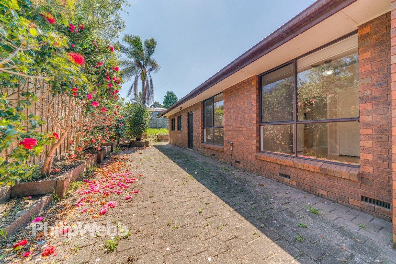 3 bedrooms House in 35 Chevalier Crescent MOOROOLBARK VIC, 3138