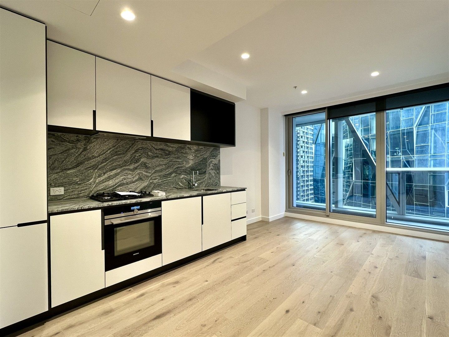 1 bedrooms Apartment / Unit / Flat in 3905/639 Little Lonsdale Street MELBOURNE VIC, 3000