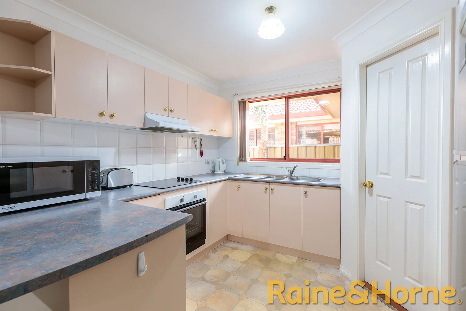 Additional image 3 of 2/6-8 Sturt Circle, Dubbo NSW 2830