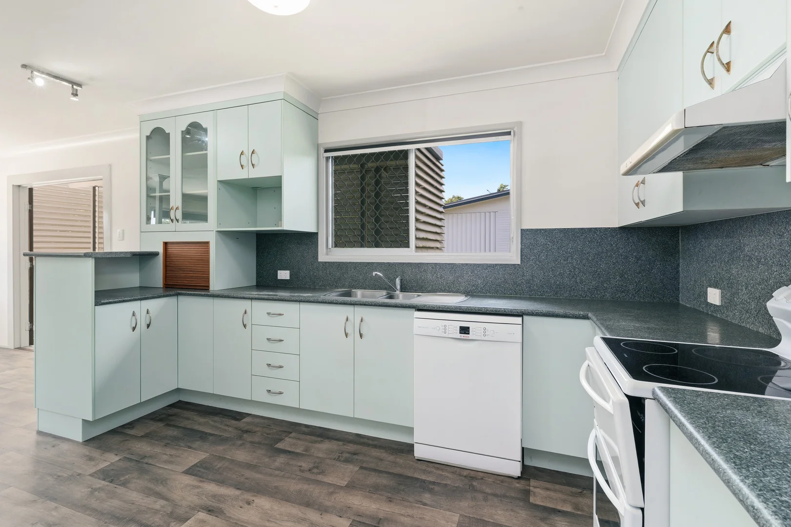 Additional image 5 of 2 Standish Street, Norman Gardens QLD 4701