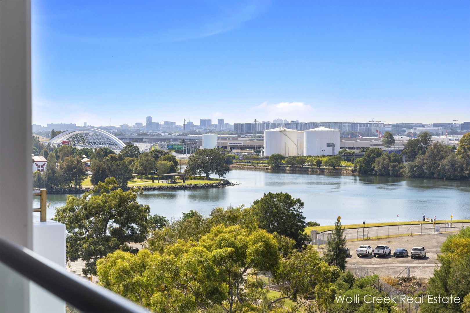 2 bedrooms Apartment / Unit / Flat in 607/26 Levey Street WOLLI CREEK NSW, 2205