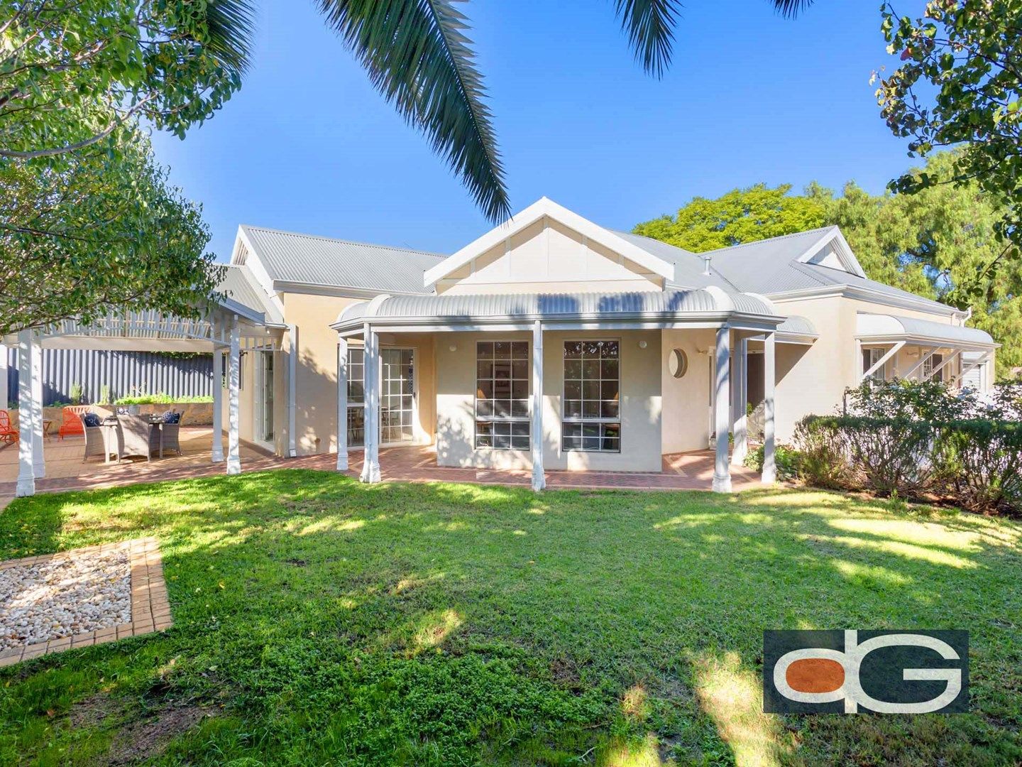 2 Stratford Street, East Fremantle WA 6158, Image 0