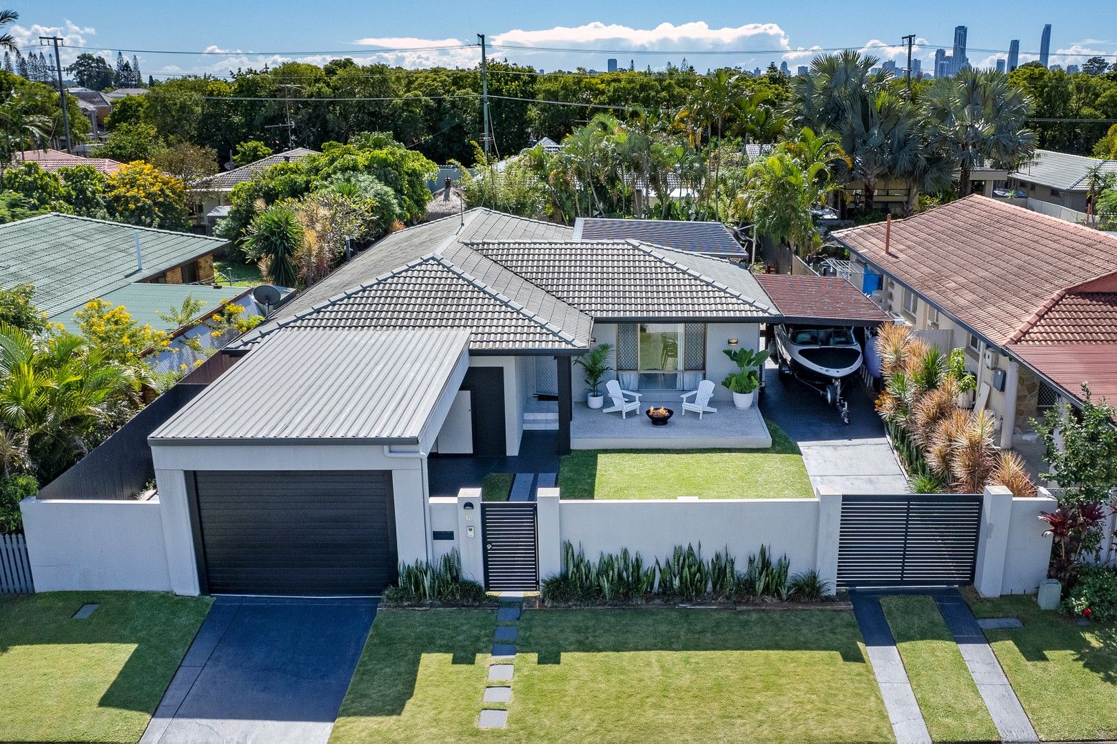 12 Hokitika Street, Broadbeach Waters QLD 4218, Image 1