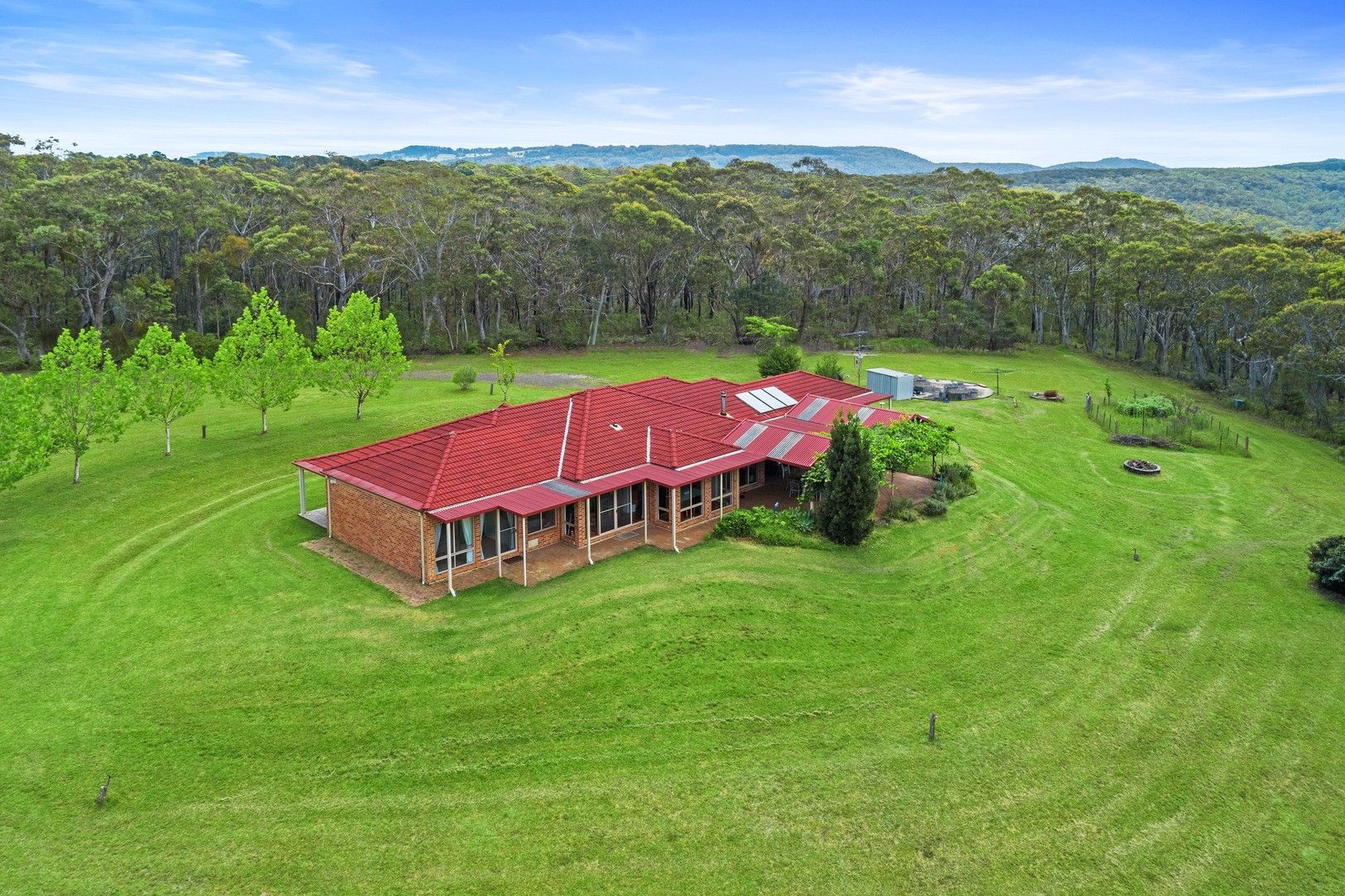6 bedrooms Rural in 2514 Bells Line Of Road BILPIN NSW, 2758