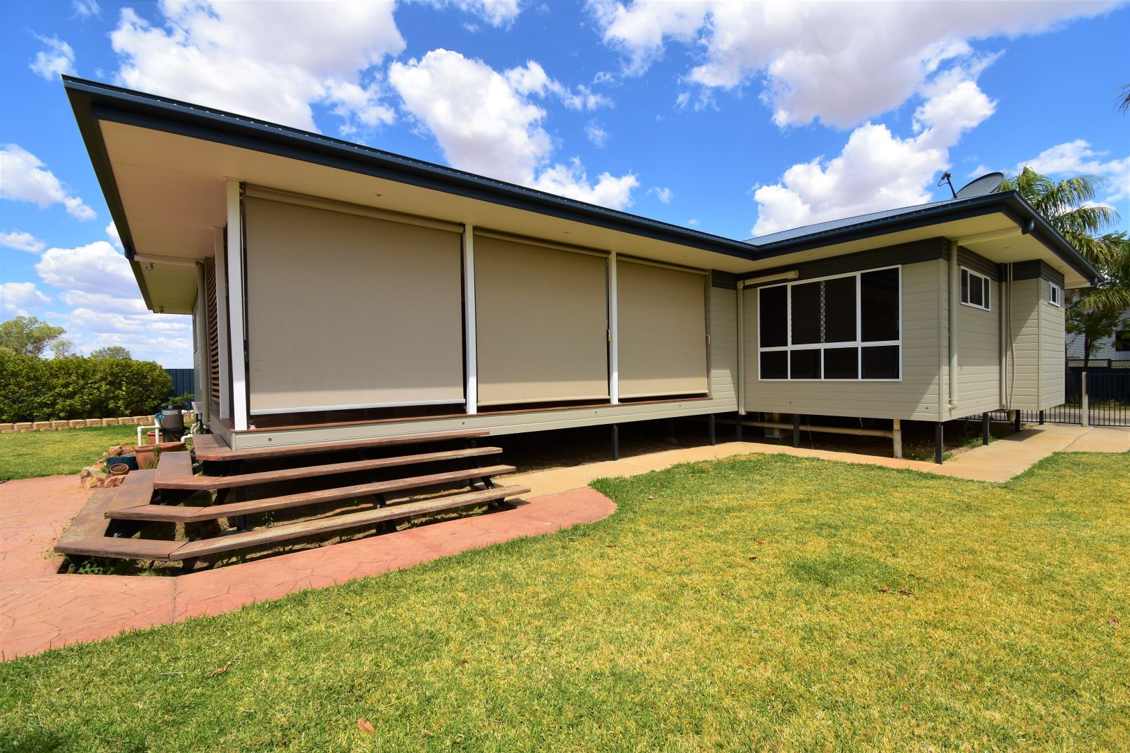 10 Honeyeater Court, Longreach QLD 4730, Image 2