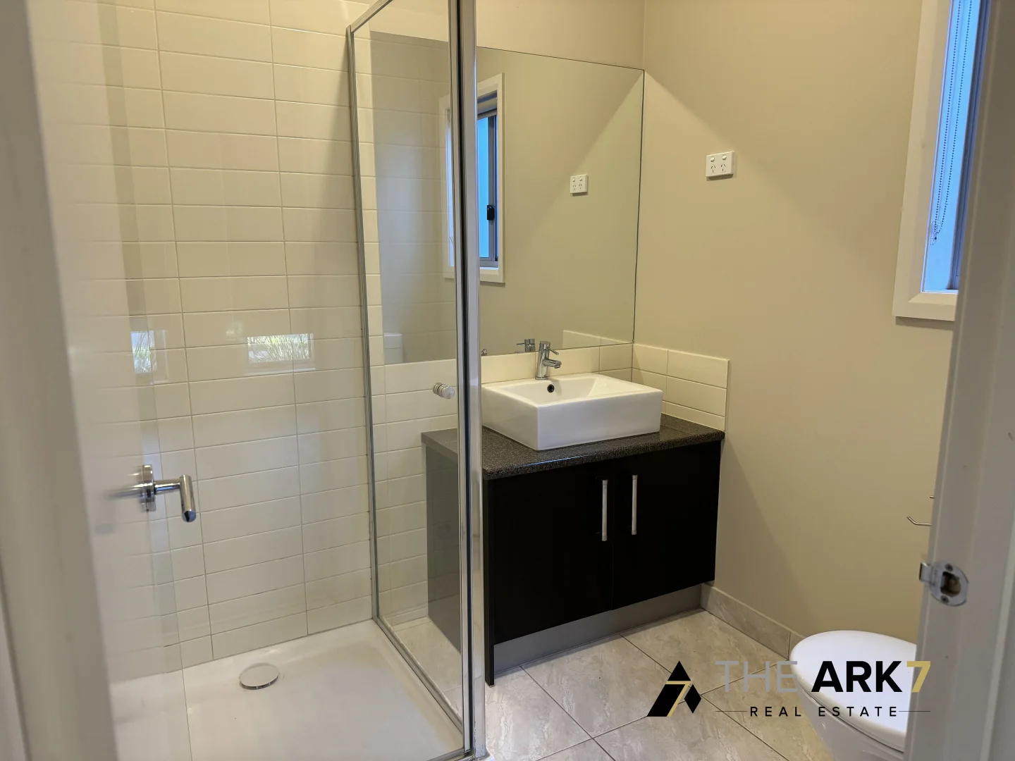 Additional image 6 of 40 Barleygrass Crescent, Brookfield VIC 3338